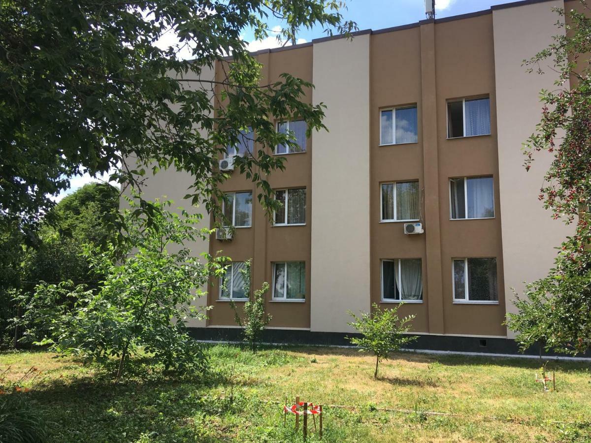 Dinamo Hotel Charkiw Exterior foto